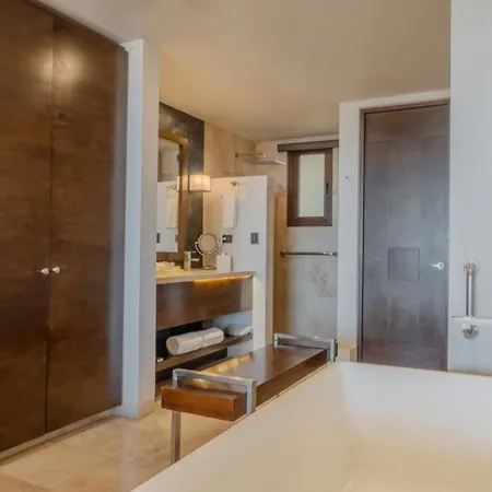 Live Aqua Private Residences Los Cabos